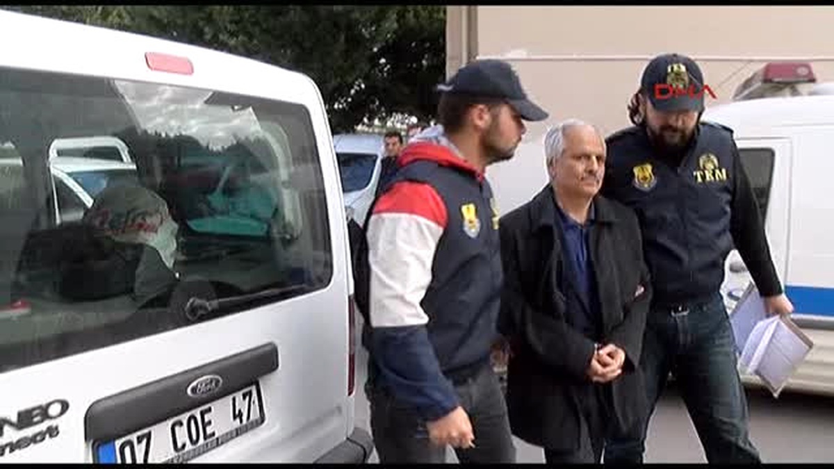 Antalya\'da Fetö\'nün Üst Düzey Yetkilisi Yakalandı