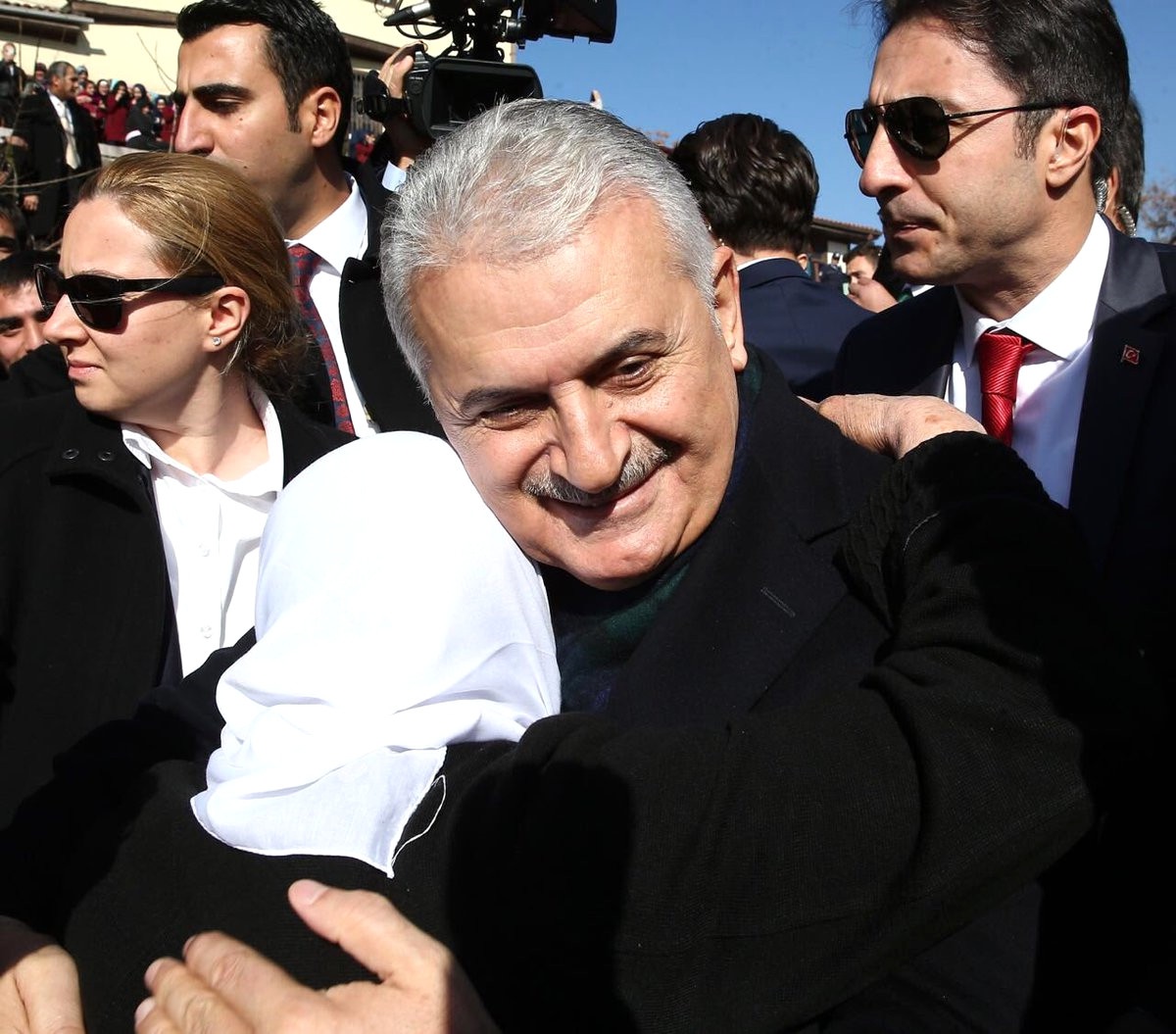 Başbakan Yıldırım Cuma Namazını Hacı Bayram Camii\'nde Kıldı
