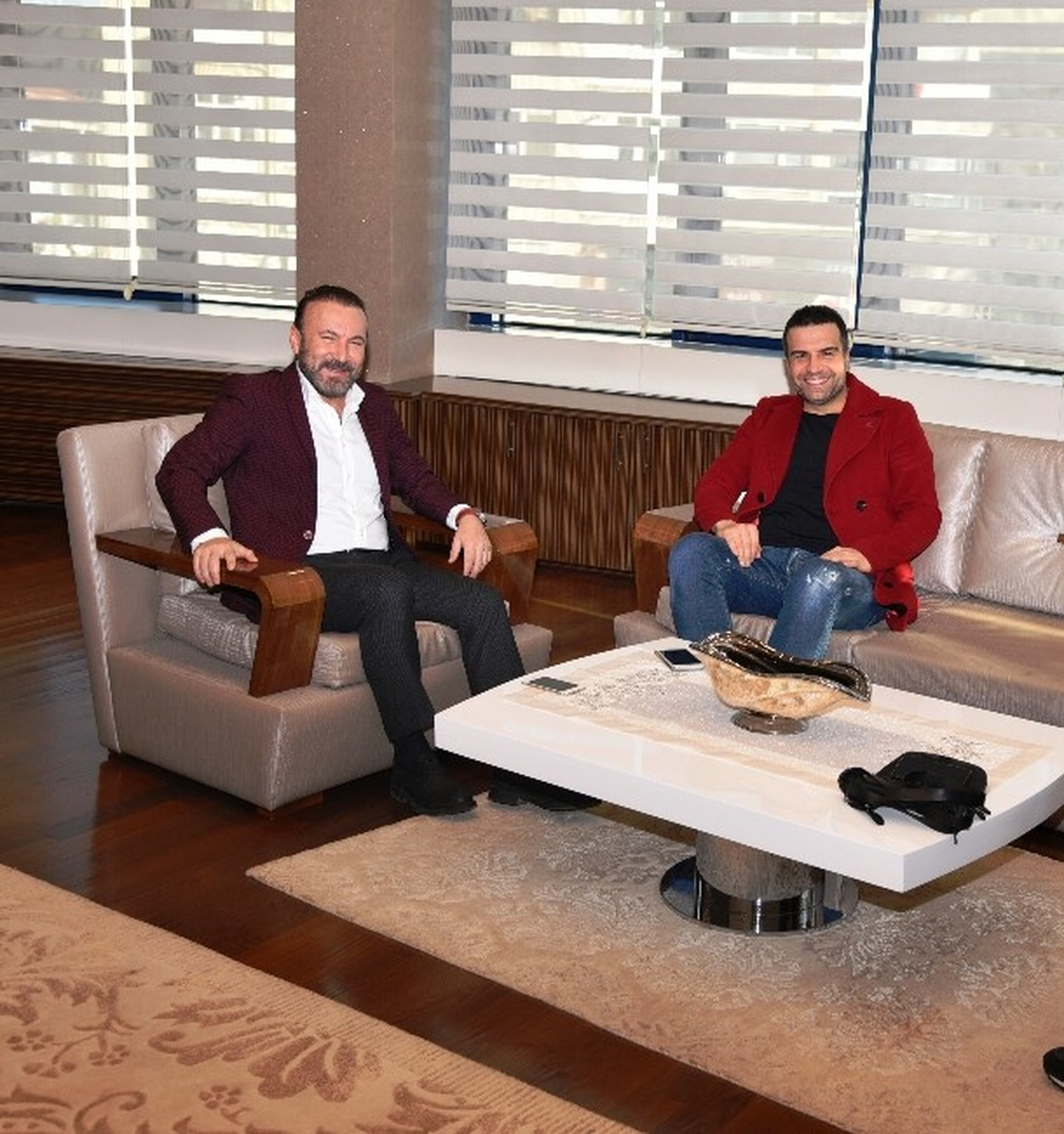 Başkan Doğan, Sanatçısı Berdan Mardini\'yi Makamında Ağırladı