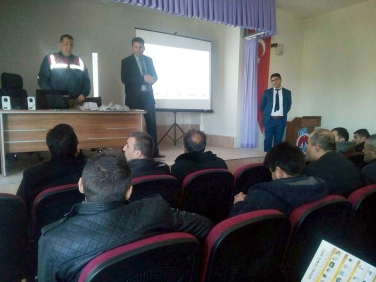Beyşehir\'de Taşımalı Eğitim Servis Şoförlerine Eğitim