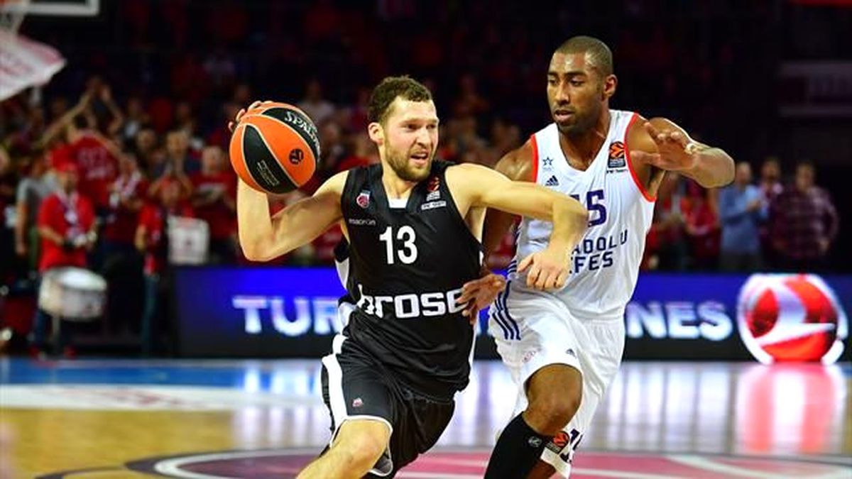 Brose Bamberg: 91 - Anadolu Efes: 83