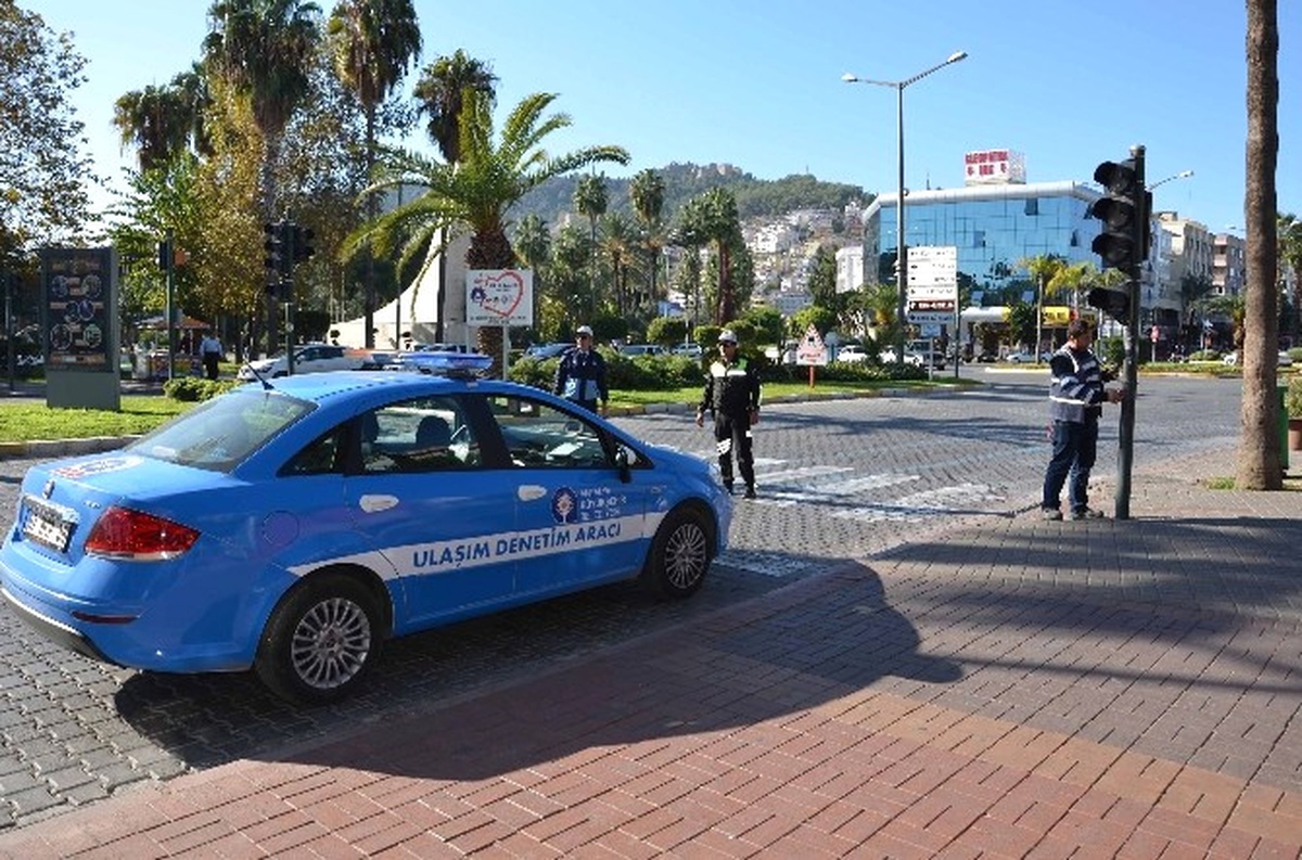 Büyükşehir Belediyesi\'nden Alanya\'ya Yeşil Dalga Uygulaması