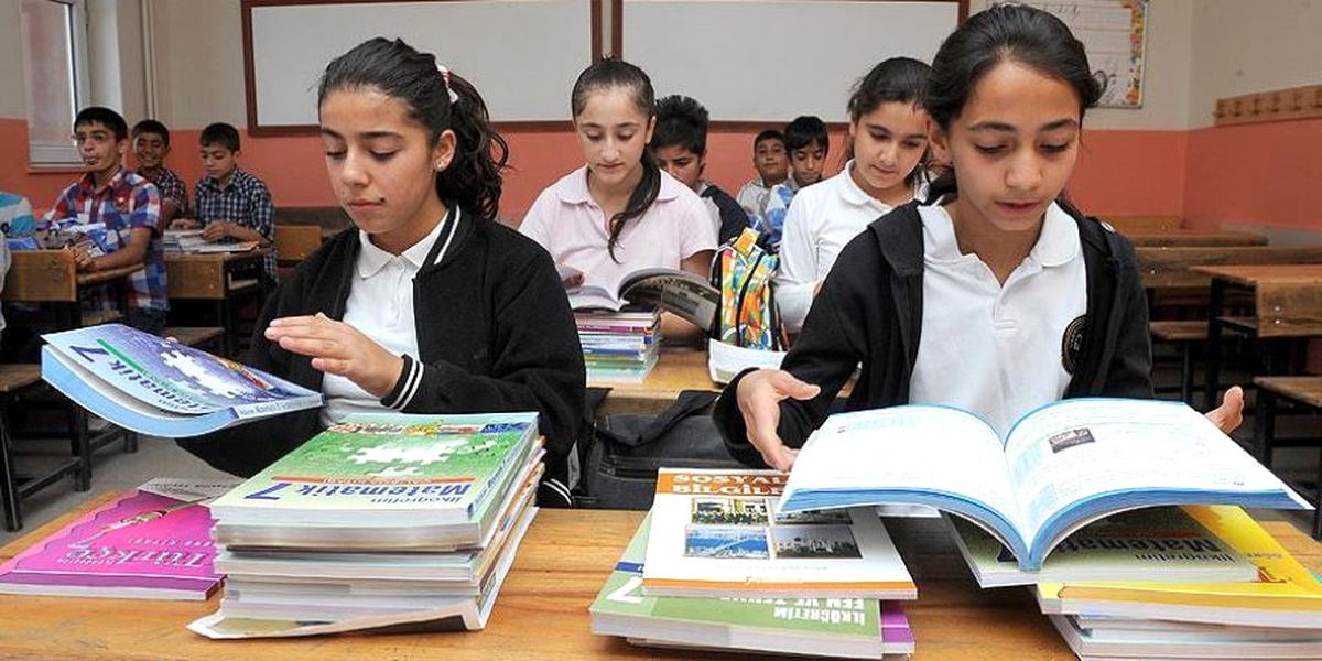 Eğitim Harcamaları 2015\'te 135 Milyar Lirayı Aştı
