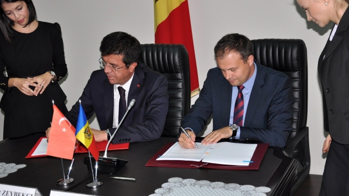 Ekonomi Bakanı Zeybekci: "Türkiye ile Moldova Arasındaki Ticaret Hacmi 1 Milyar Dolara Çıkmalıdır"