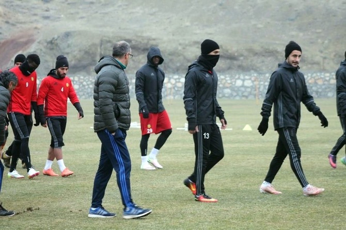 Evkur Yeni Malatyaspor, Adana Demirspor Maçının Taktiğini Çalıştı