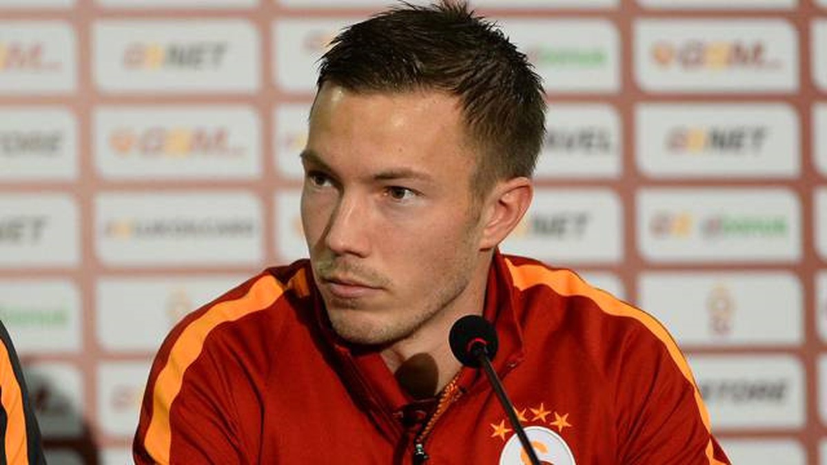 Galatasaray\'ın Norveç\'li Futbolcusu, İlk Kez Basın Toplantısında Konuştu Açıklaması