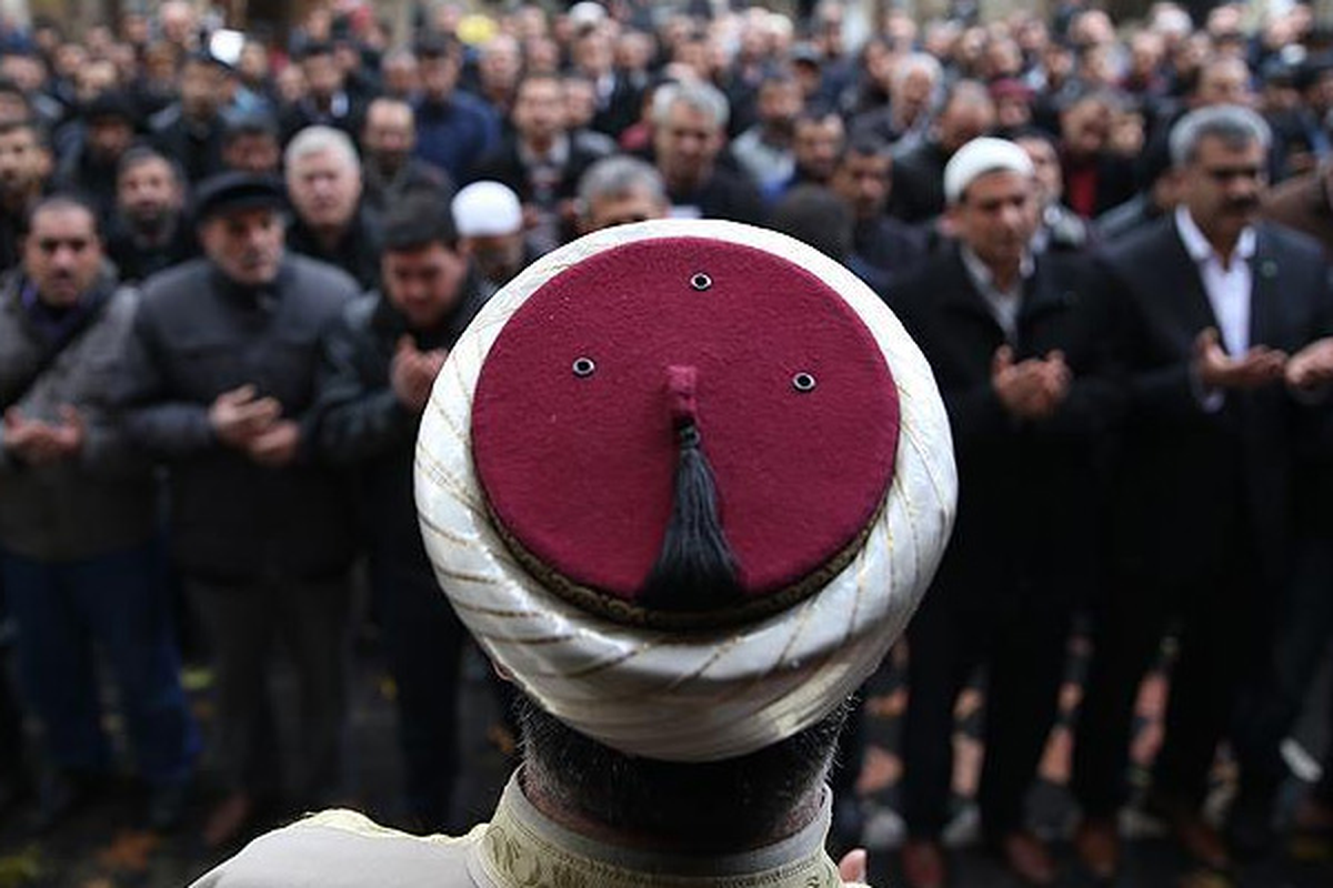Halep\'te Sivillere Yönelik Saldırılara Tepkiler