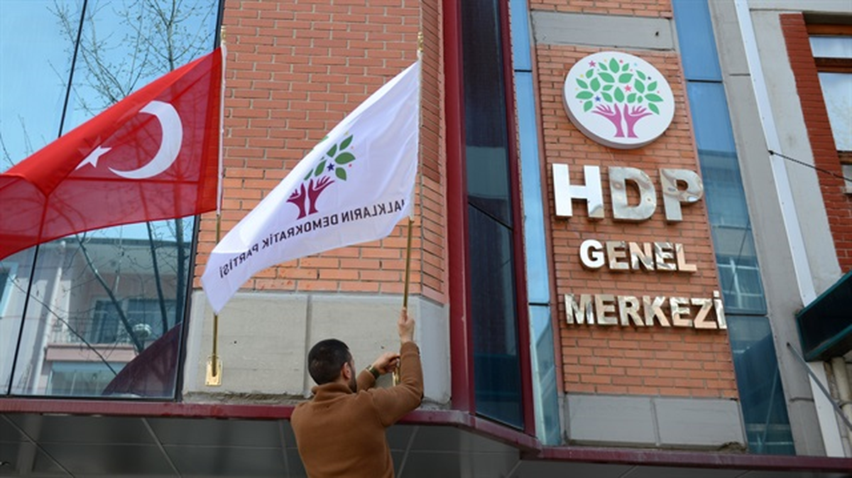 Hdp Genel Merkezi\'ne Silahla Ateş Eden Kişi Gözaltına Alındı (2)