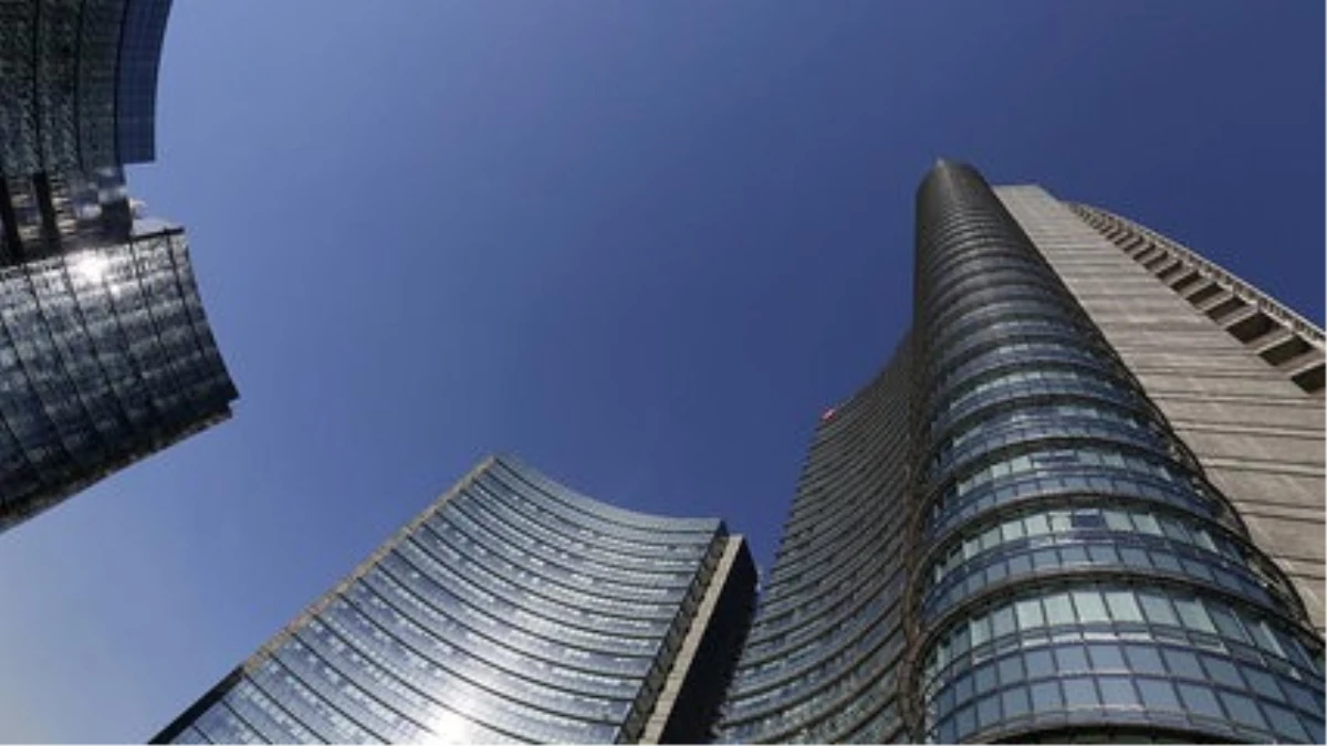 İtalya: Krizdeki Bankalara 15 Milyar Euro Devlet Desteği