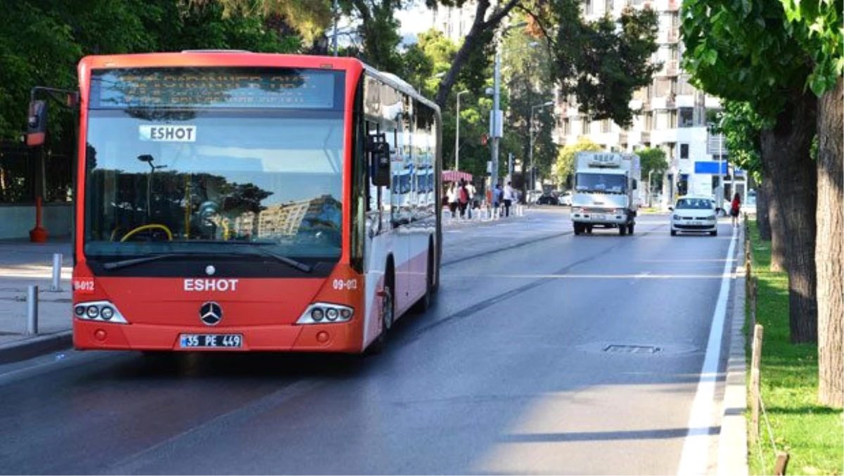 İzmir\'de Toplu Ulaşıma Zam! 60 Yaş Kartları Kaldırıldı!