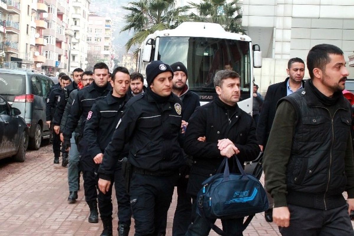 Kocaeli\'de Fetö Operasyonları Kapsamında 4 Kişi Tutuklandı