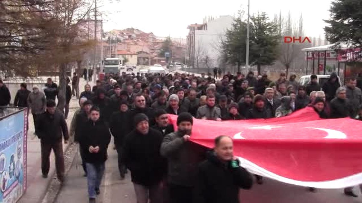 Kütahya Hisarcık\'ta Teröre Lanet Yürüyüşü