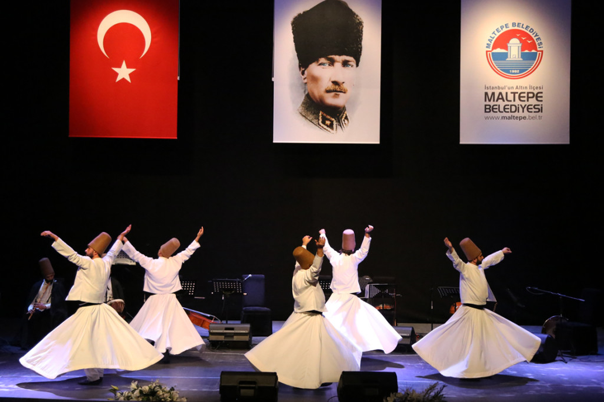 Mevlana, Maltepe\'de Anıldı