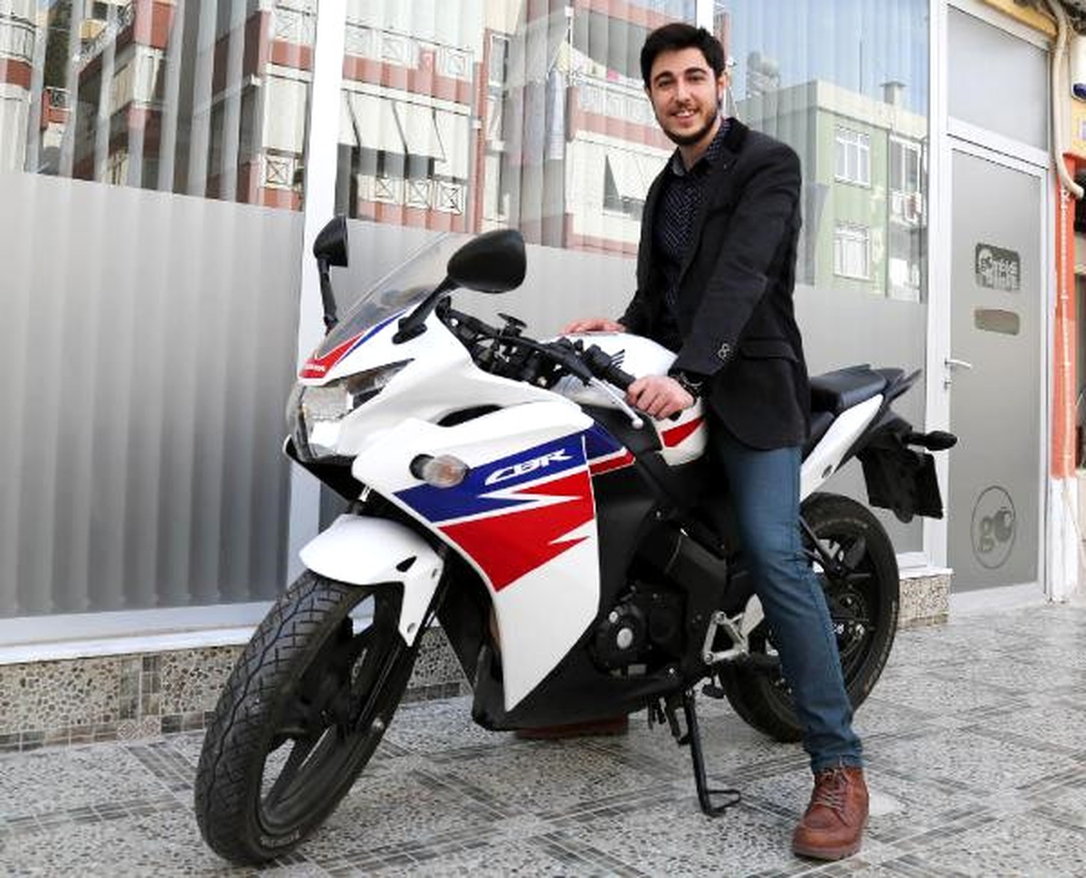 Motosiklet Ehliyeti İçin Kursa Başvurdu, \'Kullanmayı Öğren Gel\' Dediler