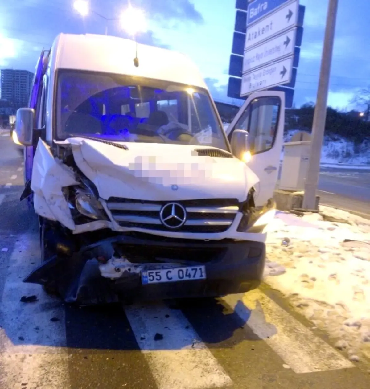 Samsun\'da Öğrenci Servisi Kaza Yaptı: 7 Yaralı