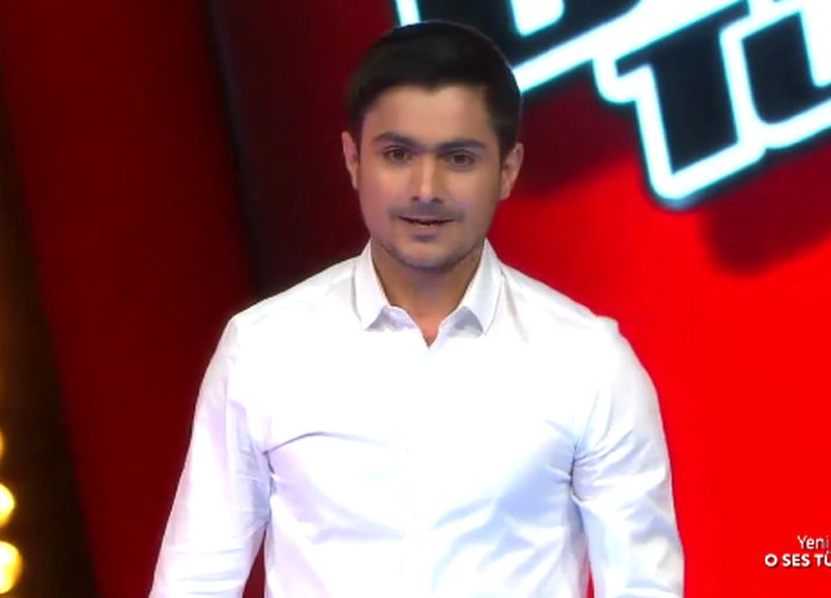 Sesi Kısılan Murat Boz O Performansı Yorumladı: \'Aynı Benim Gibi Söyledin!\'