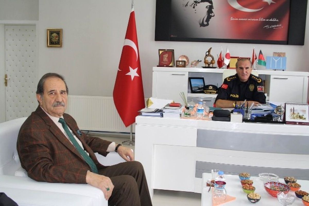 Sesob Başkanı Köksal\'dan, Pmyo Müdürü Oran\'a Ziyaret