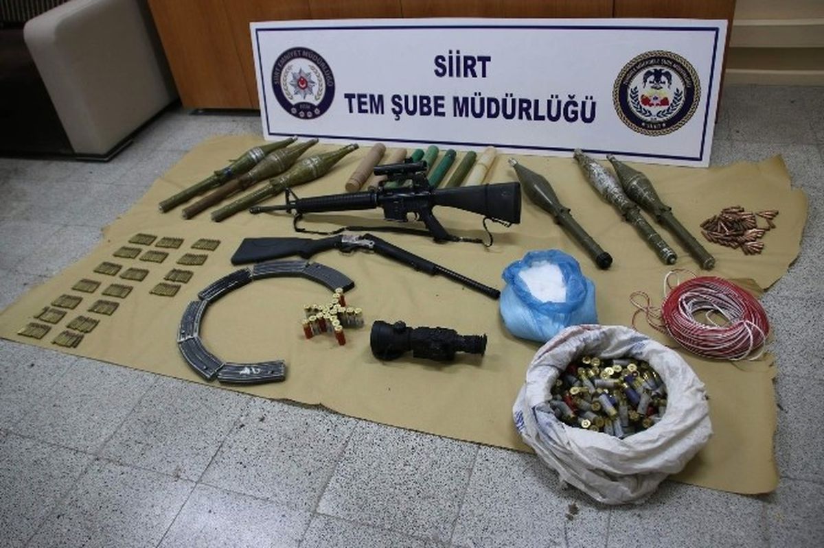 Siirt\'te PKK\'ya Ait Mühimmat Ele Geçirildi