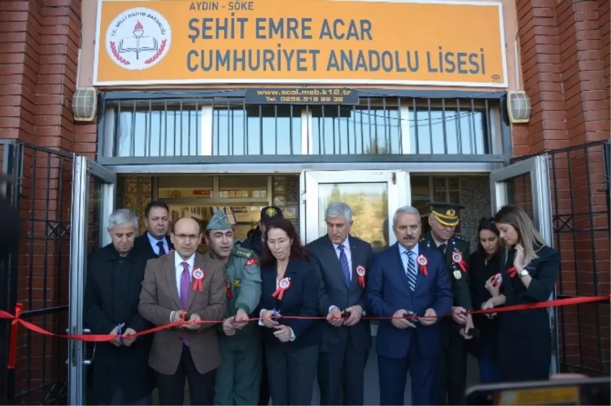 Söke Cumhuriyet Anadolu Lisesi\'ne Şehit Emre Acar\'ın Adı Verildi