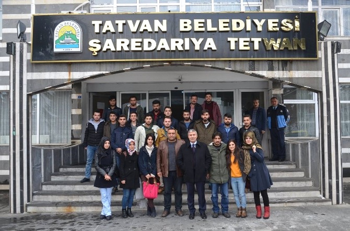 Tiyatroculardan Başkan Aksoy\'a Ziyaret
