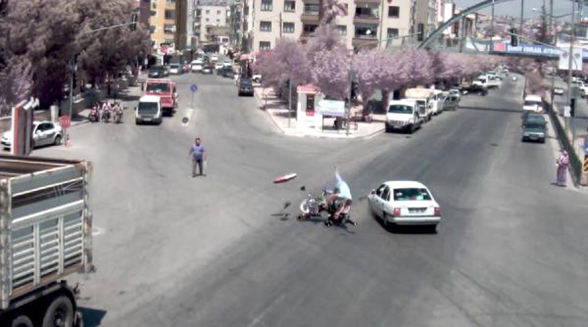 Trafik Kazaları Mobese\'de