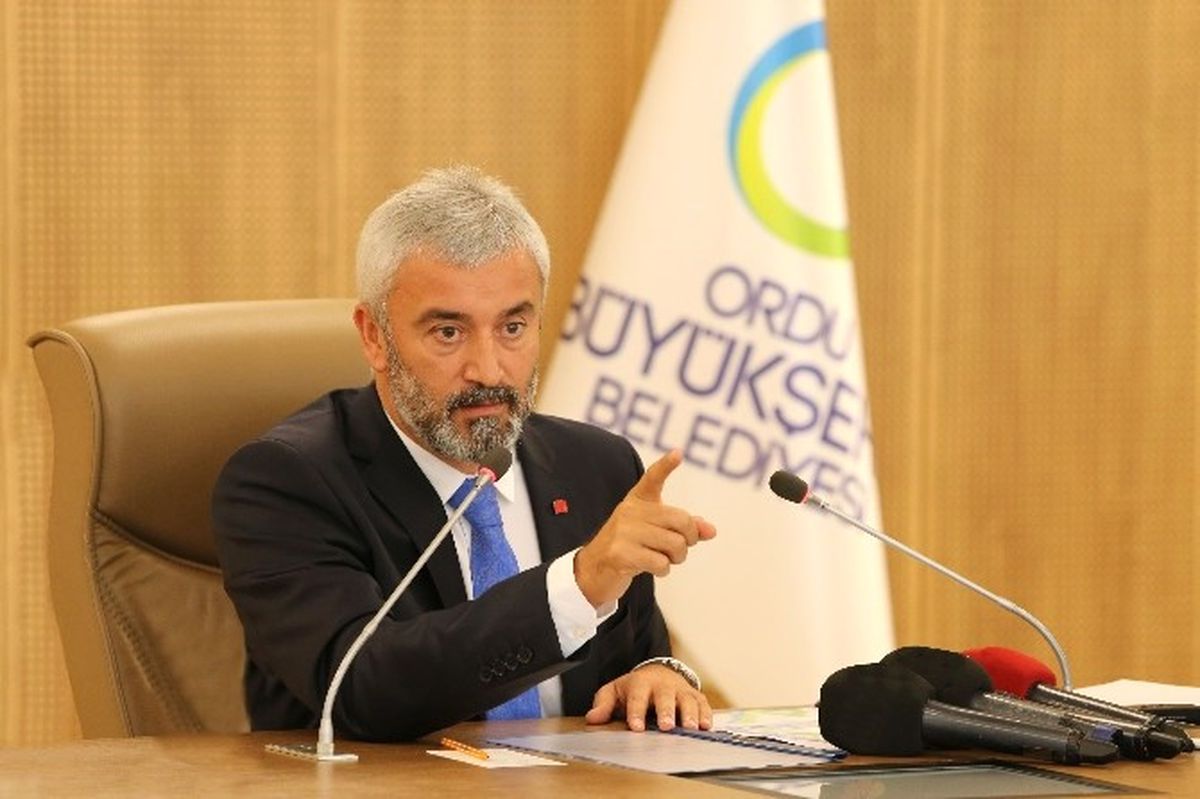 Ünye\'de S Plaka Tartışması