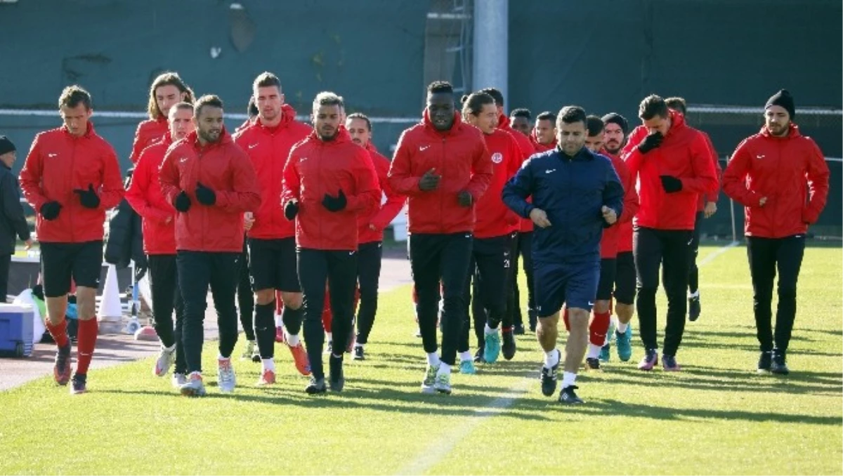Antalyaspor, Bursaspor Maçı Hazırlıklarını Sürüdürüyor