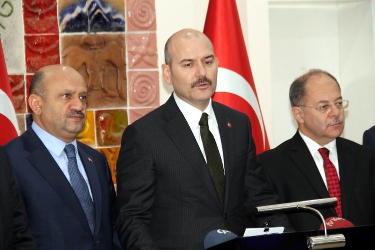Bakan Soylu: "Teröristin Kimliği Belli, 7 Kişi Gözaltında"