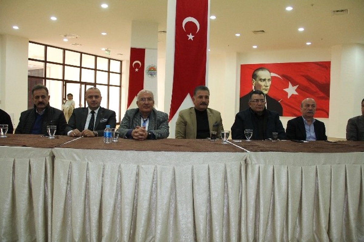 Başkan Tuna: "3 Ocak\'ta Kol Kola Girerek Dosta Güven, Düşmana Korku Salacağız"