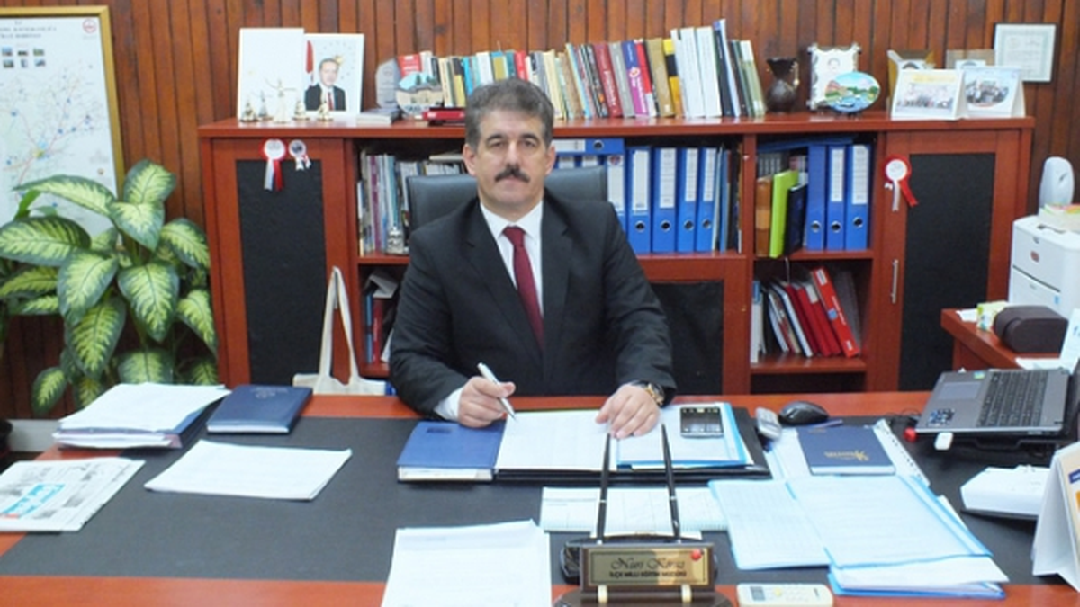 Bergama İlçe Milli Eğitim Müdürü Kiraz\'a CHP\'den Suç Duyurusu