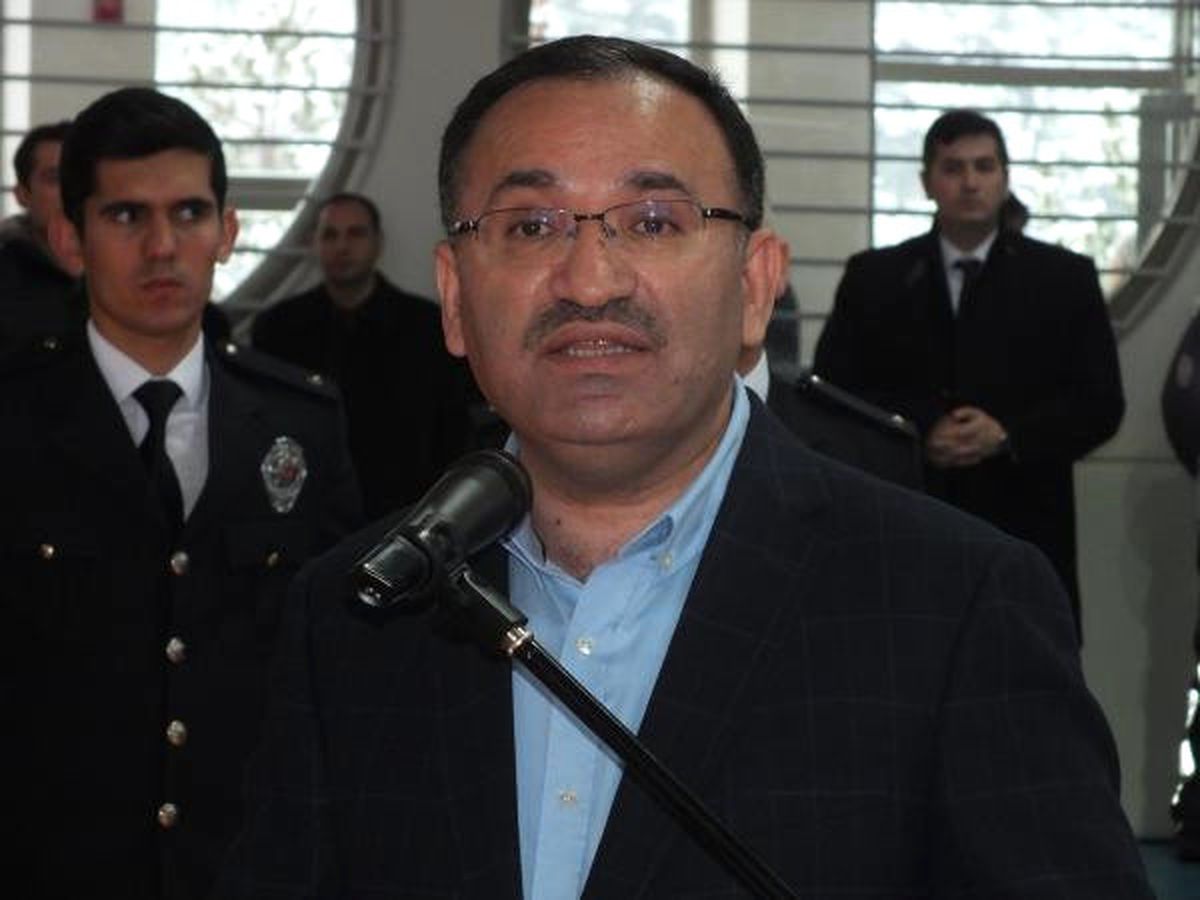 Bozdağ, Kayseri\'deki Terör Saldırısını Kınadı (2) - Yeniden