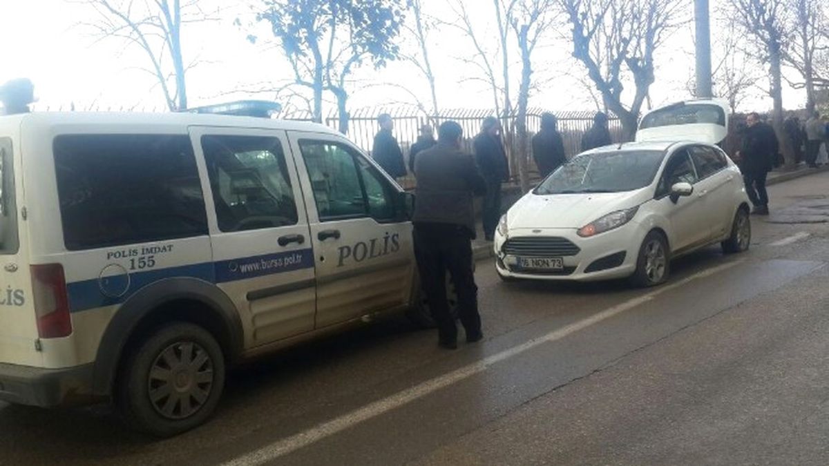 Bursa\'da Polise Silahlı Saldırı
