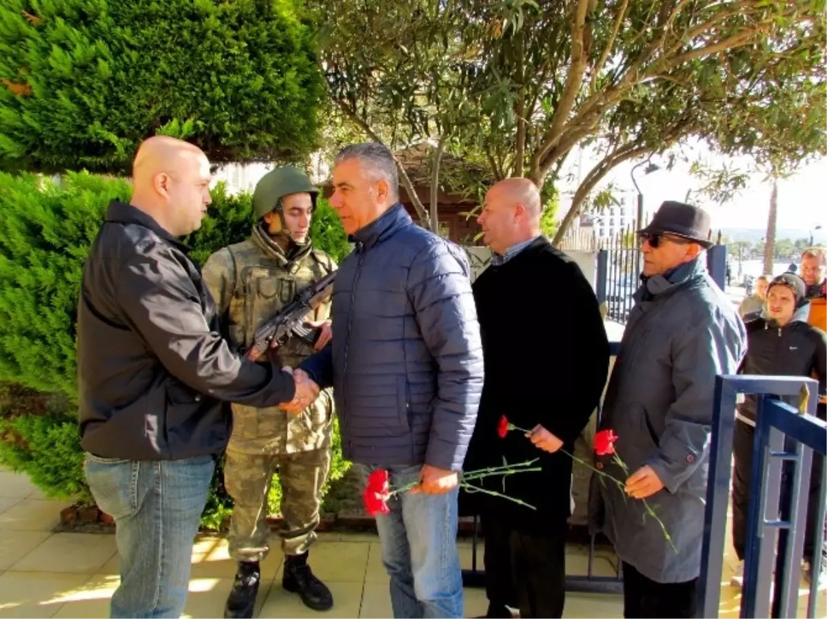 Çeşme\'de Saldırıların Ardından Taziye Ziyareti