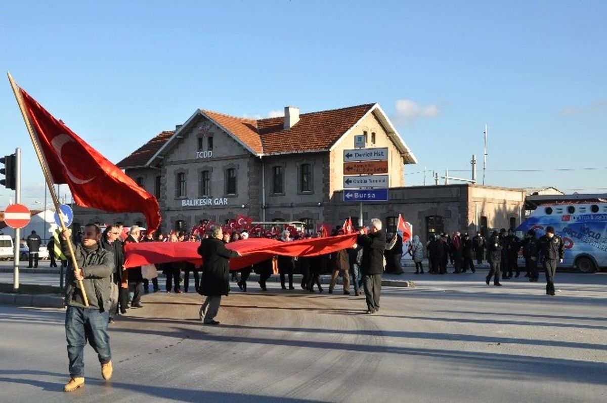 CHP\'den Terörü Tel\'in Yürüyüşü