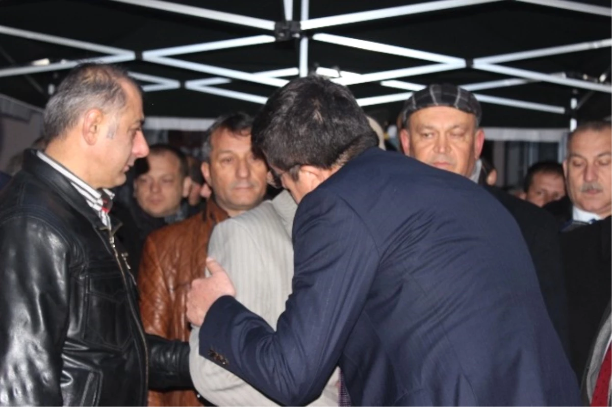 Ekonomi Bakanı Zeybekci\'den Şehit Ailesine Ziyaret