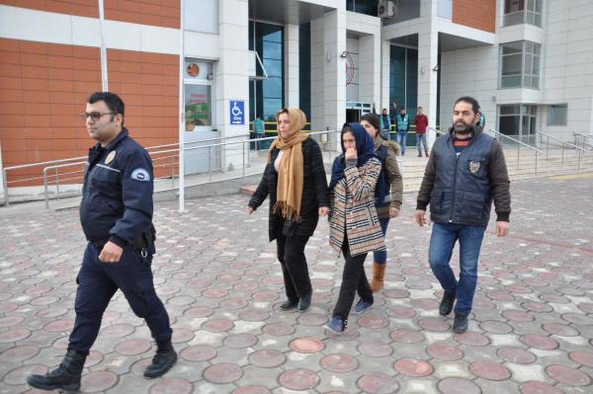 Hırsızlık Yapmak İçin Girdikleri Evde, Ev Sahibini Kilitlediler!