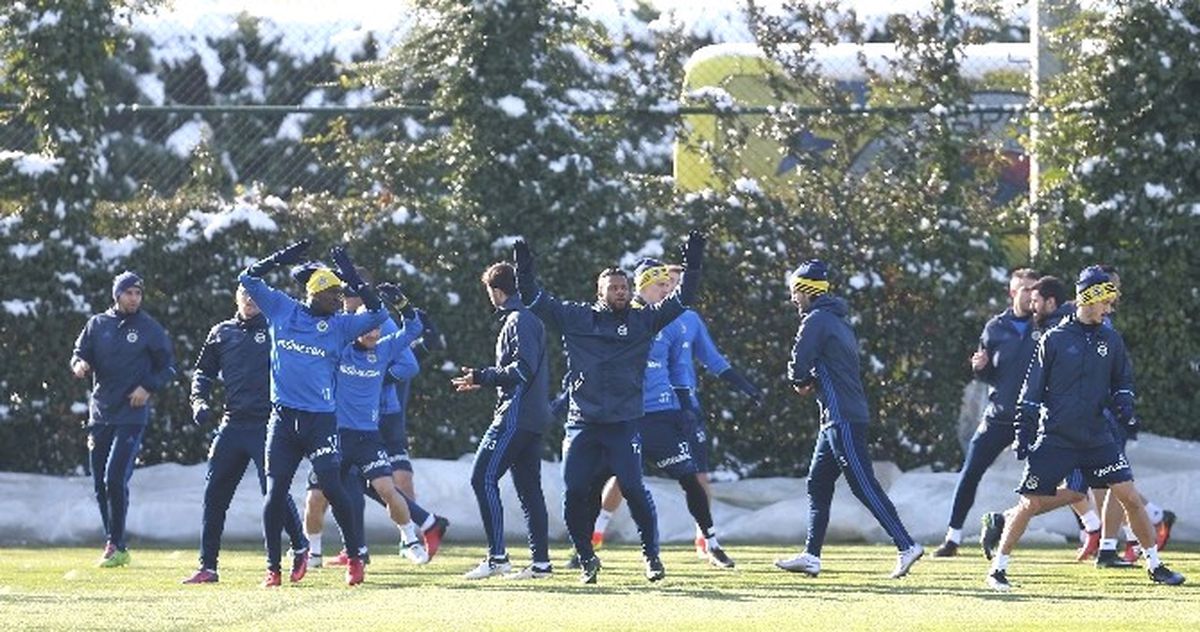 Fenerbahçe\'de Gençlerbirliği Maçı Hazırlıkları Başladı