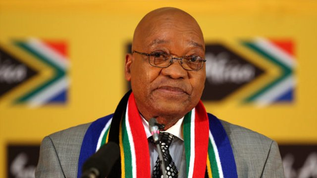 Güney Afrika Devlet Başkanı Zuma\'nın Katıldığı Törende Çadır Çöktü