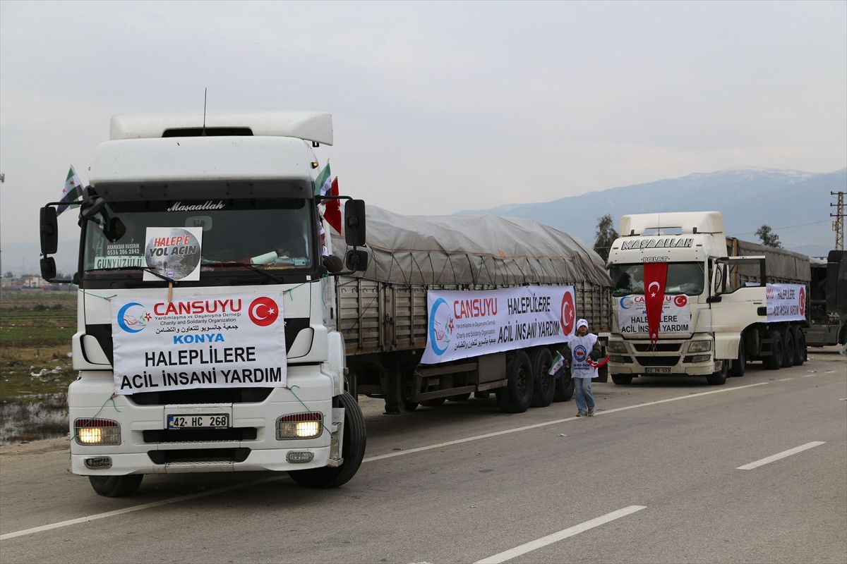 Halep\'e Yol Açın" Kampanyası