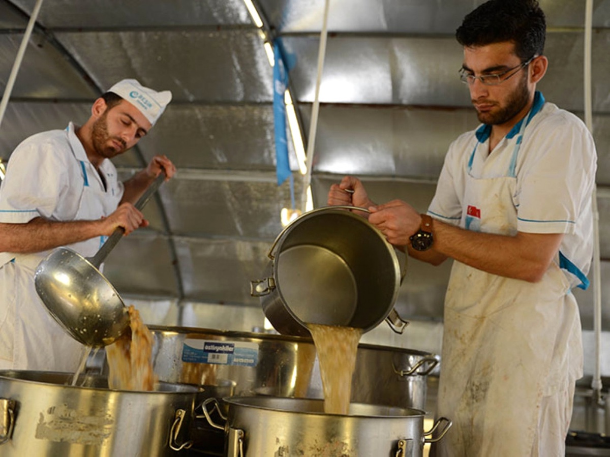 Halep İçin Uzat Elini Kampanyası Büyüyor