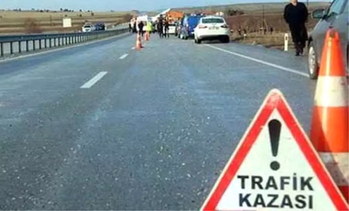 Kahramanmaraş\'ta Trafik Kazası: 1 Ölü 8 Yaralı