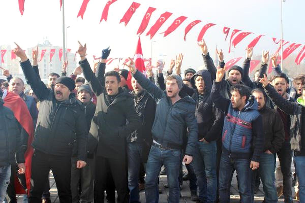 Kayseri\'de Bombalı Araç Saldırısı (10)
