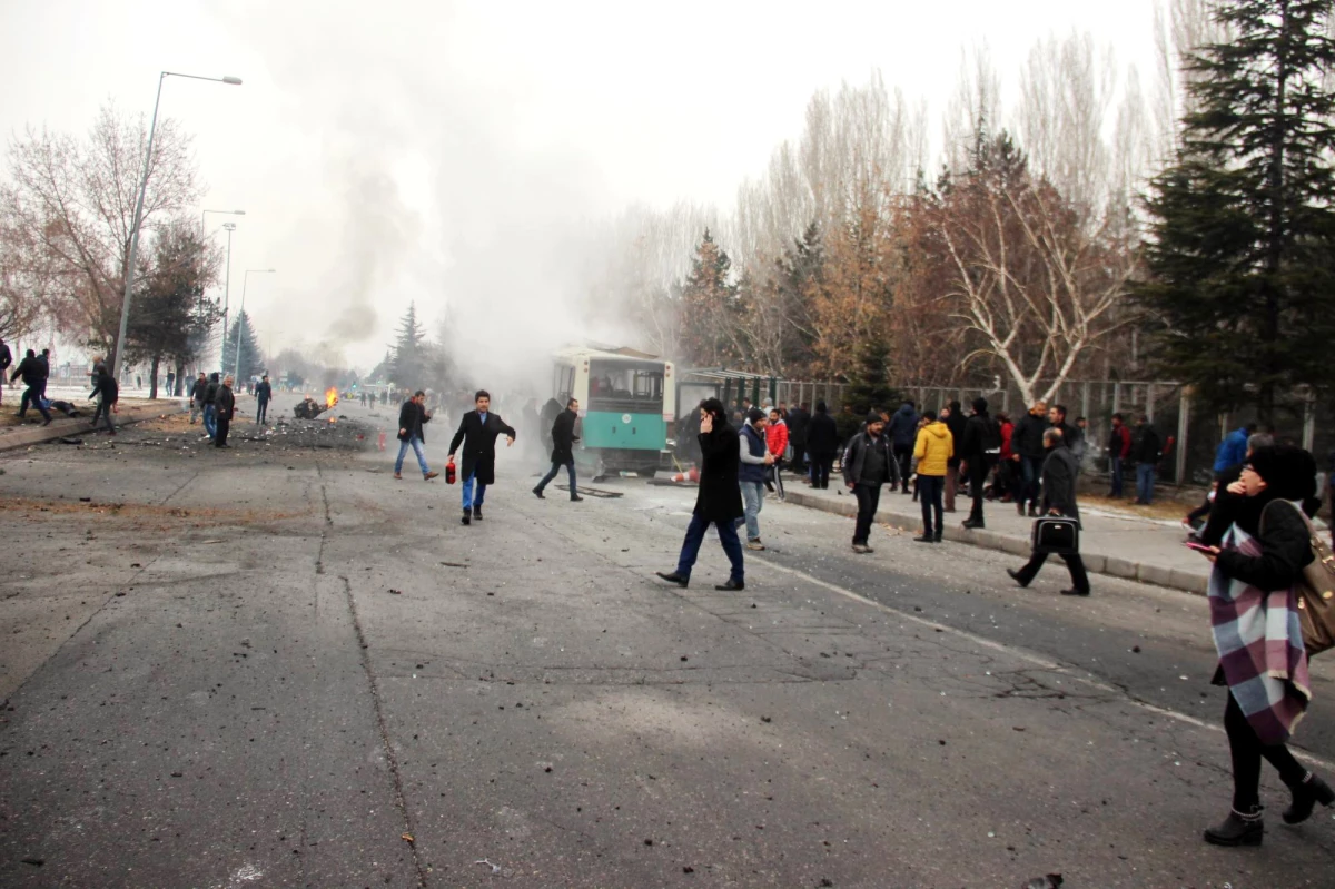 Kalleş Saldırının Şiddetini En İyi Anlatan Kare! Bombalı Araçtan Geriye Bu Kaldı