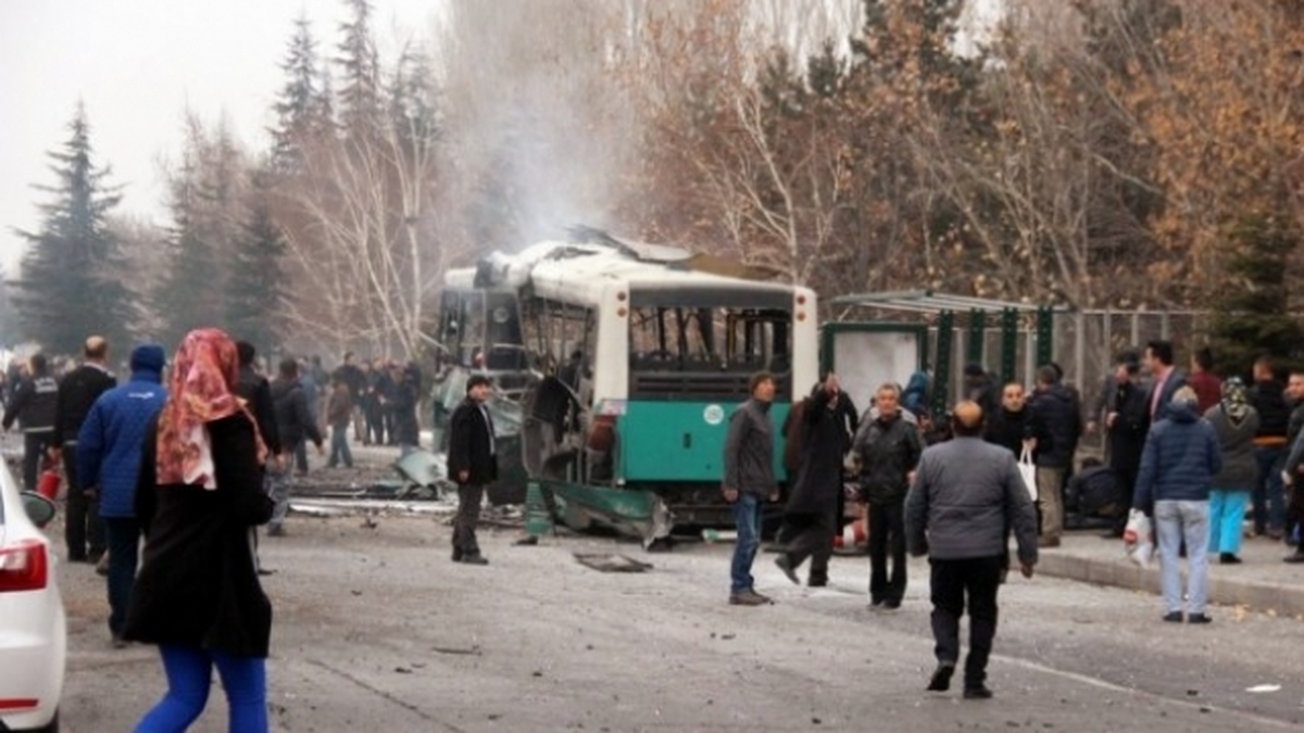 Kayseri\'deki Terör Saldırısına Tepkiler