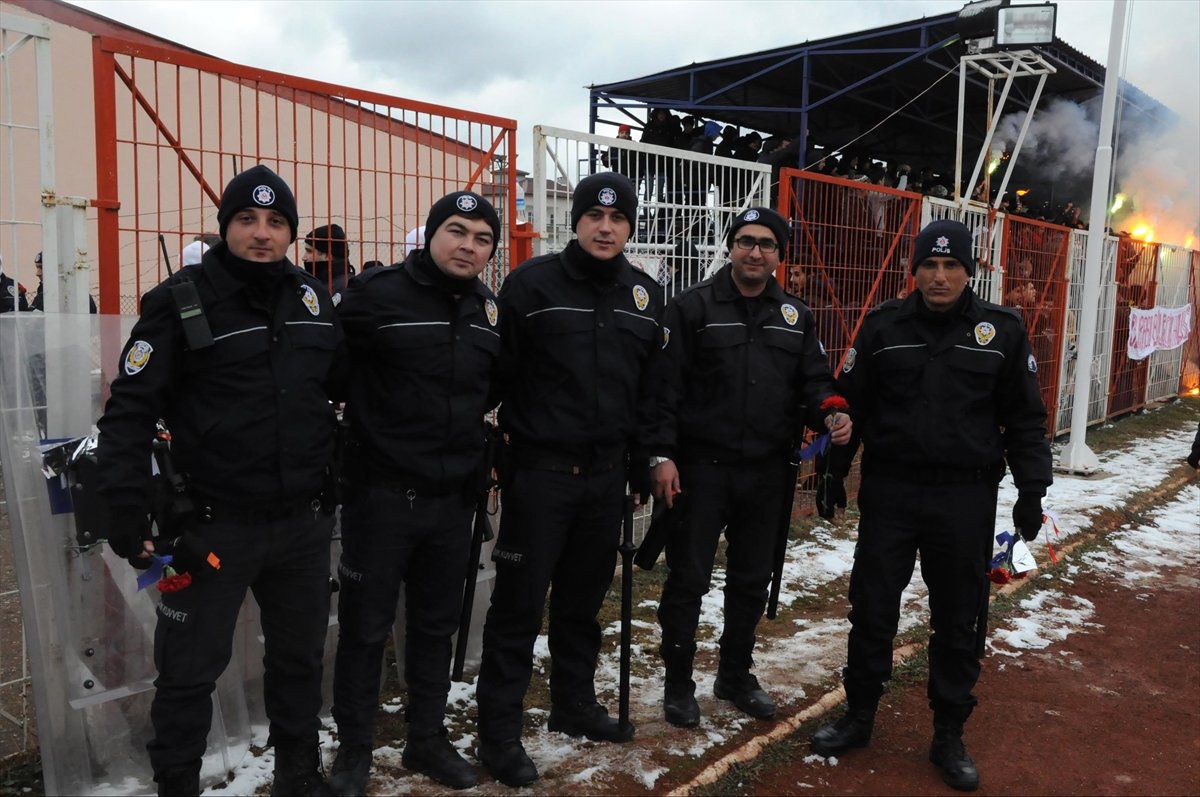 Kayseri\'deki Terör Saldırısına Tepkiler