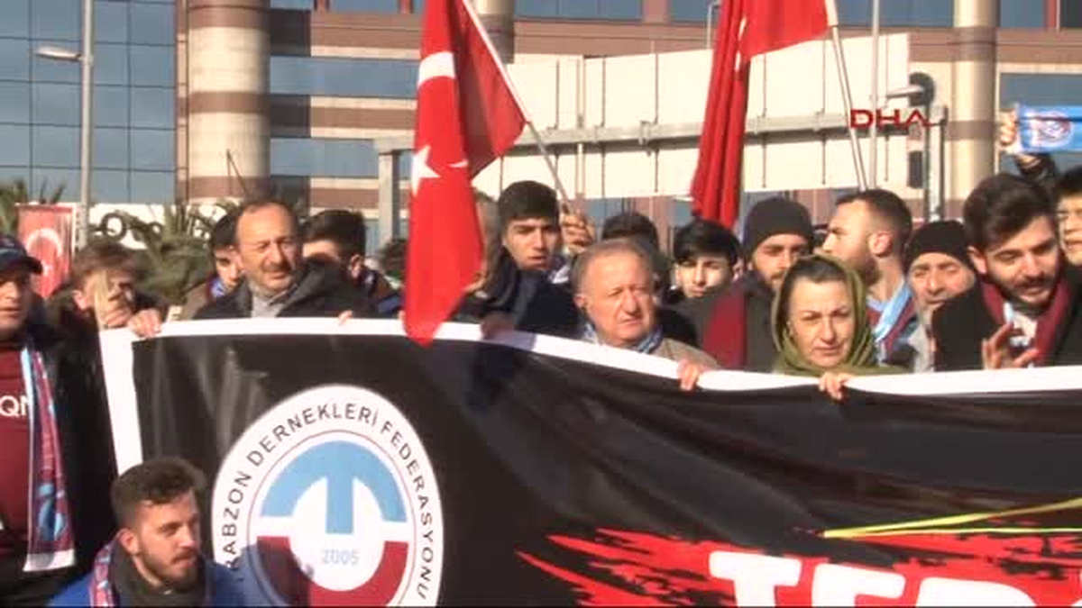 Kayseri Dernekleri Şehitler Tepesi\'nde Terörü Protesto Etti