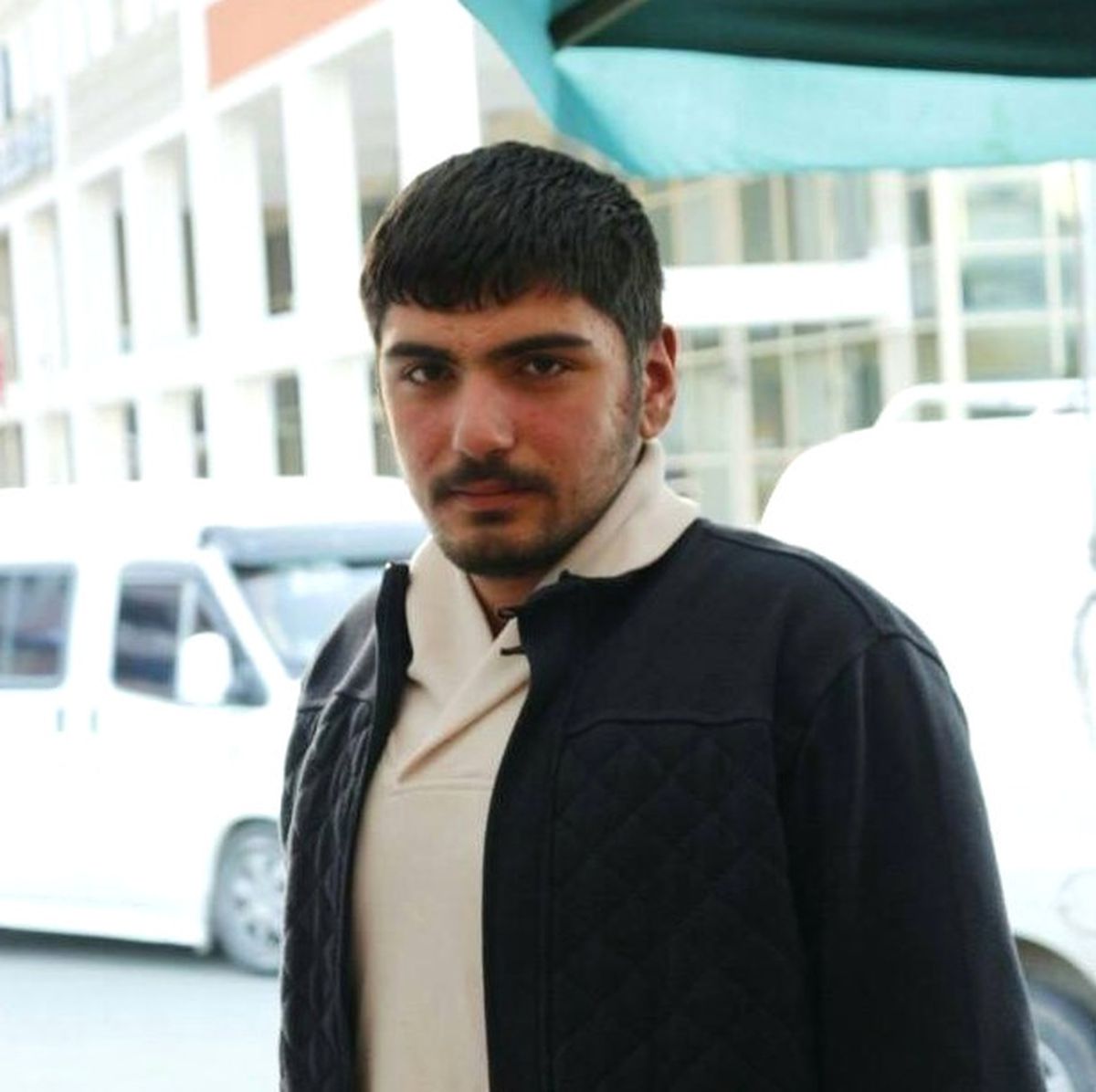 Kayseri Şehidinin Rize\'deki Baba Evine Ateş Düştü