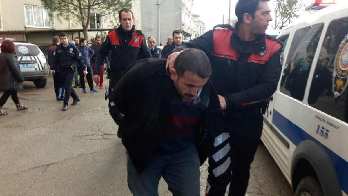 Polise Ateş Açan Hırsızlık Şüphelileri Kovalamacada Yakalandı