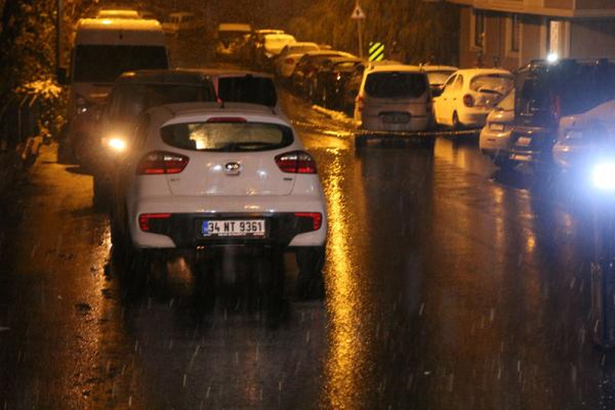 Polis Araç Gasp Eden İki Kişiyle Çatıştı, Gaspçılar Başka Bir Aracı Gasp Edip Kaçtı