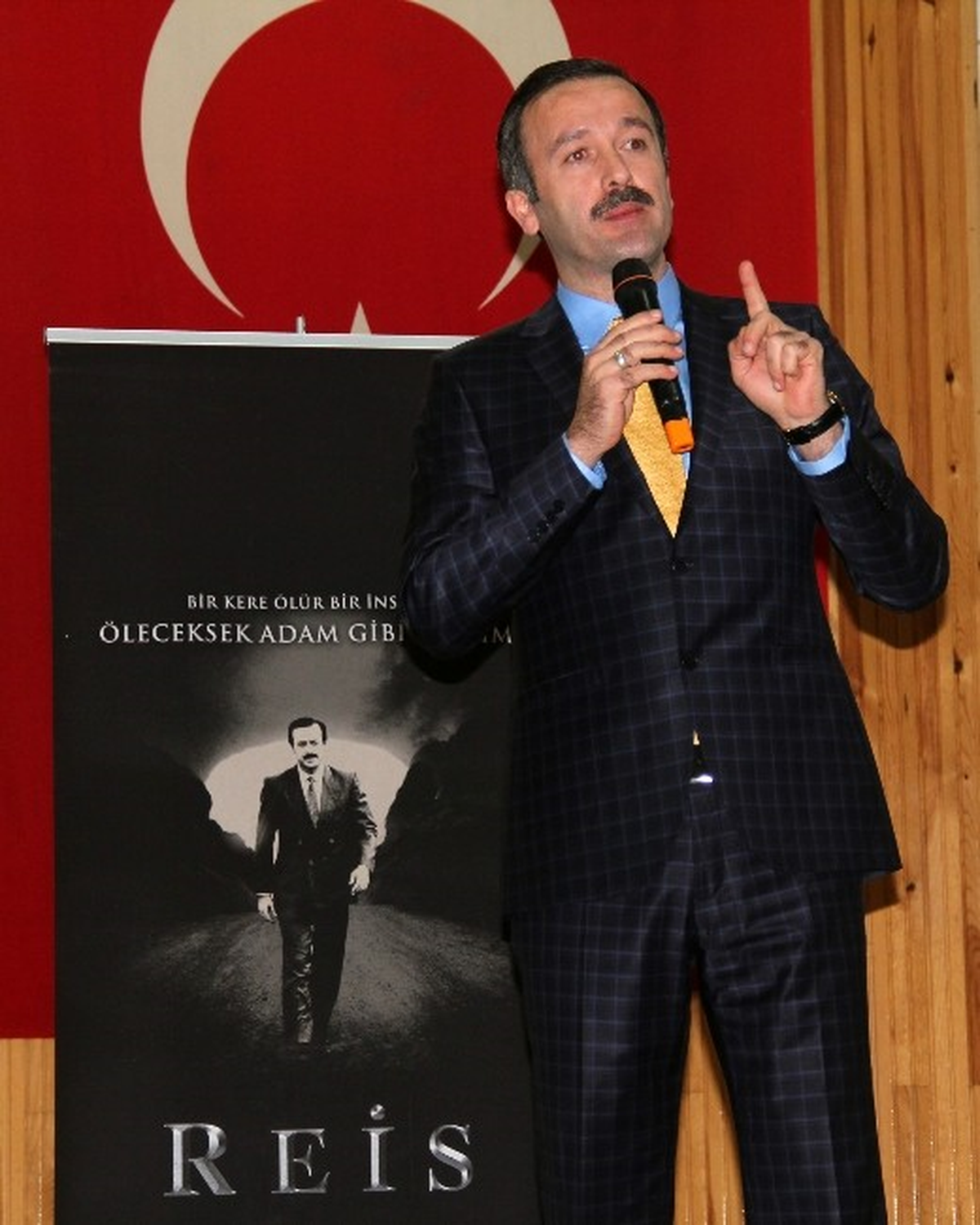 Reis\'ten Recep İvedik\'e Gönderme